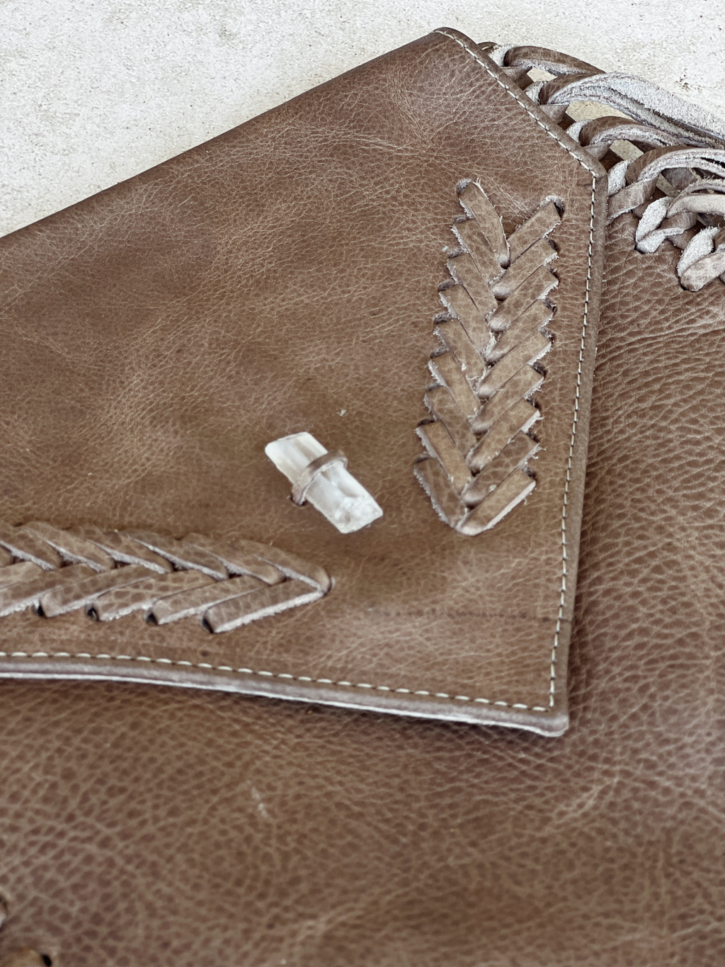 Andrómeda Bolsa de Cuero con flecos