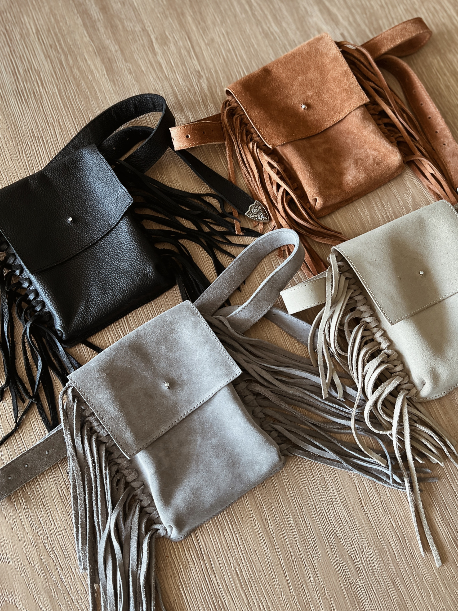 Orion Mini bolsa de Gamuza con flecos